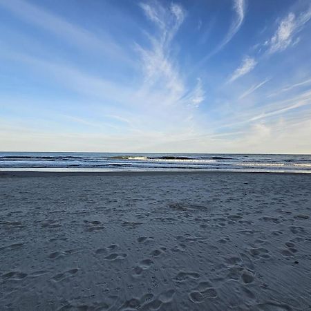 Direct Oceanfront- King Bedroom- Amazing Views/Pools/Hot Tubs/Beach Access/Golf Миртл-Бич Экстерьер фото