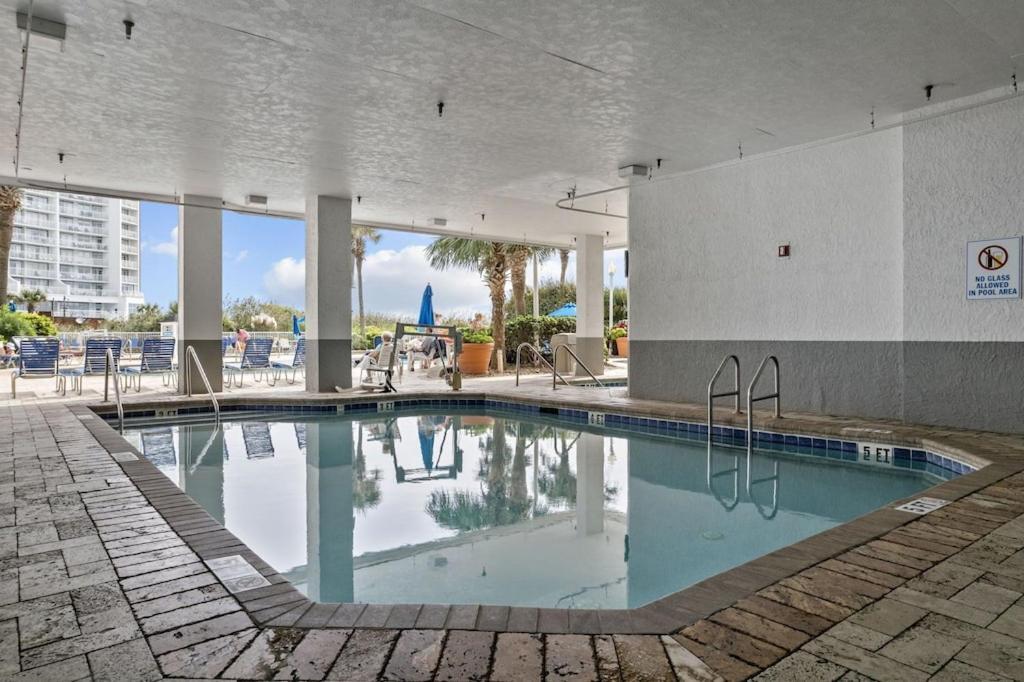 Direct Oceanfront- King Bedroom- Amazing Views/Pools/Hot Tubs/Beach Access/Golf Миртл-Бич Экстерьер фото