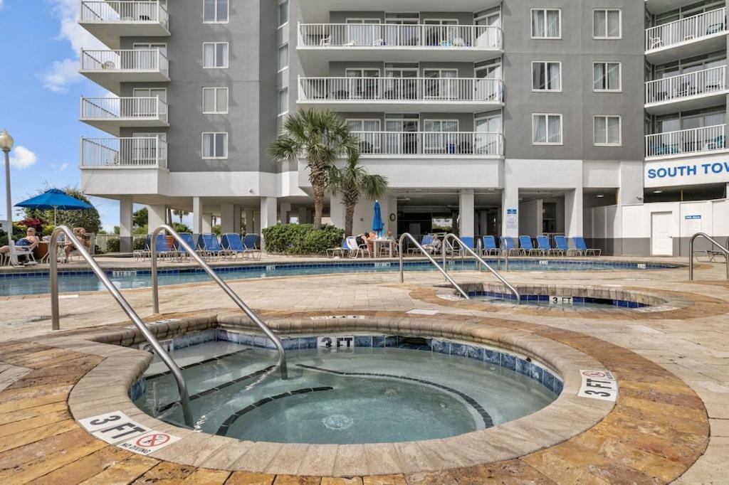 Direct Oceanfront- King Bedroom- Amazing Views/Pools/Hot Tubs/Beach Access/Golf Миртл-Бич Экстерьер фото